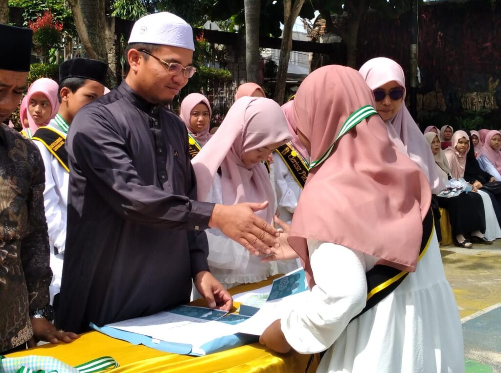 Ketua LPTQ Kecamatan Cisayong, Muhammad Muslih, S. Pd.